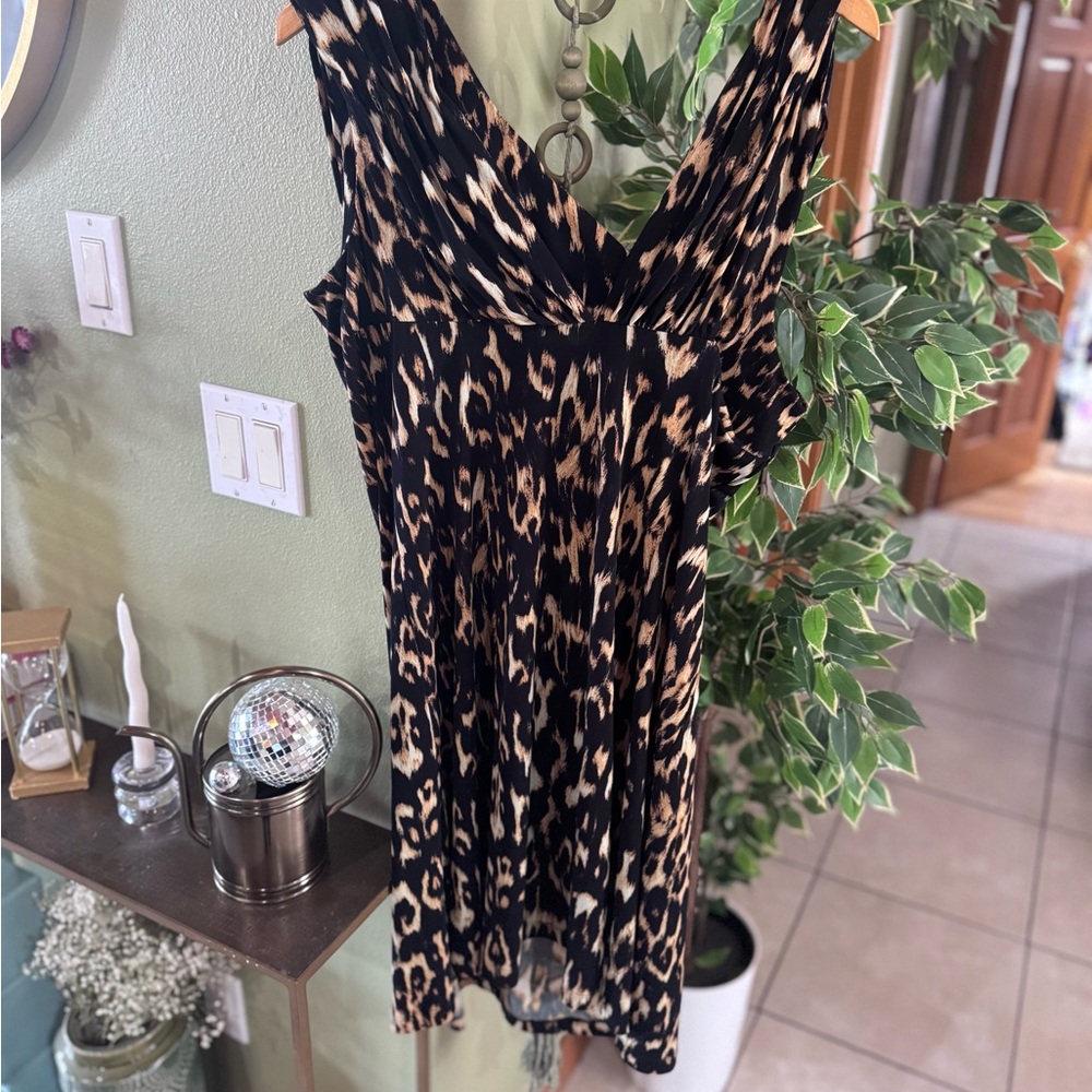 Leopard Print Sleeveless Dress